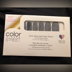 Color Street HOLIDAZE Nail Polish Strips